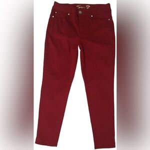 Seven brand EUC red jeans  size 14 Booty Shaper 3% spandex